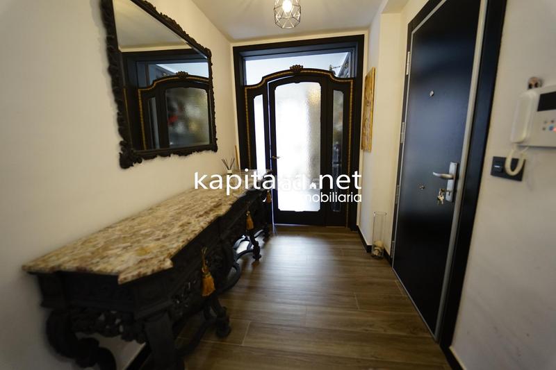 Foto 7057b7b7-87df-43b3-8df4-2561b3bbcdba. Flat with heating parking in Centre-Zona Alta Alcoi