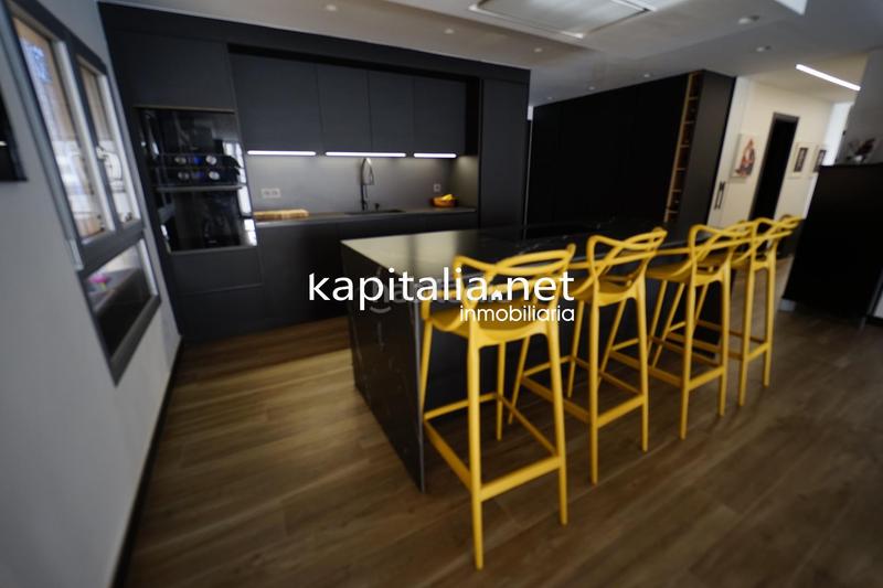 Foto 78731035-3fe5-4130-88d7-239b73a24ccd. Flat with heating parking in Centre-Zona Alta Alcoi