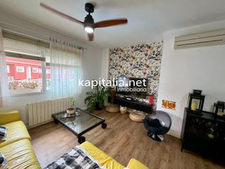 Dachwohnung in Cocentaina. Dúplex con terraza en perfecto estado