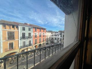 Miete Appartement in Xàtiva. Vivienda en alquiler en plaza del mercat