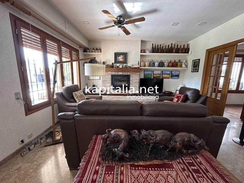 Foto 0217305b-8268-413b-a54b-0f45488ae88c. Xalet amb aparcament piscina a Santa Ana Ontinyent