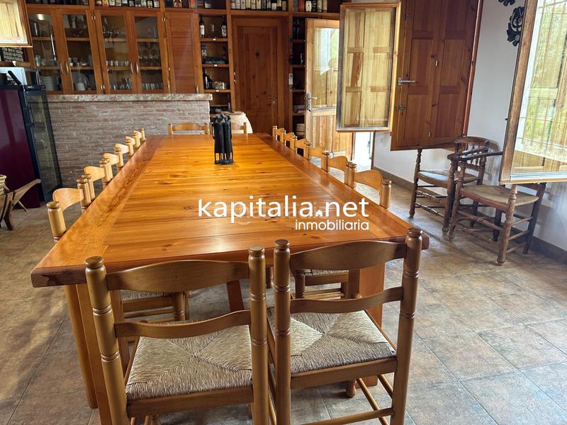 Foto 560b6066-199b-45d5-a27b-3fa7b740d852. Xalet amb aparcament piscina a Santa Ana Ontinyent