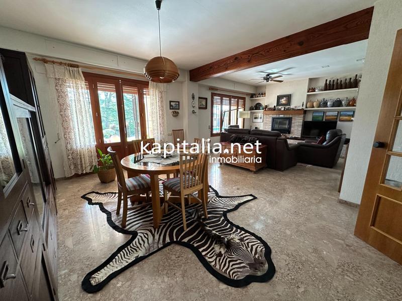 Foto 57d852e1-1724-4fd9-8fb6-317b2afb6466. Xalet amb aparcament piscina a Santa Ana Ontinyent