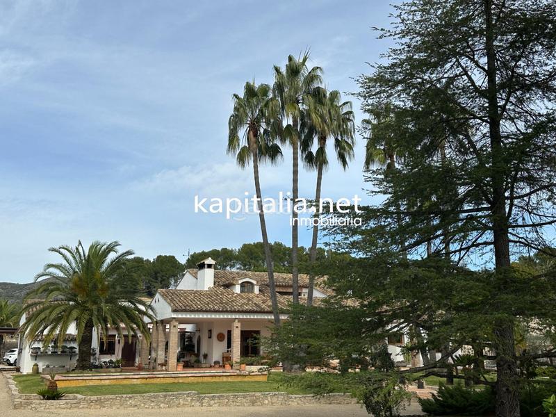 Foto f3d9e931-7398-4347-8ba5-40d91cccc0cd. Xalet amb aparcament piscina a Santa Ana Ontinyent