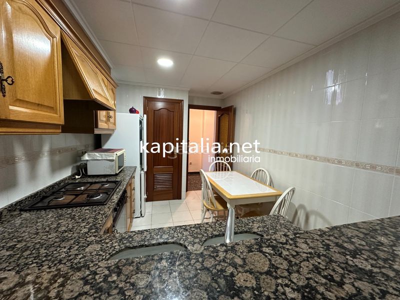 Foto 08253605-a46c-4dfa-ab77-82c1ff8da32b. Pis amb aparcament a Centro Ontinyent
