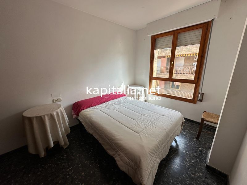 Foto a7c2bd37-5a40-4129-8a13-fd70d6ccfea0. Pis amb aparcament a Centro Ontinyent
