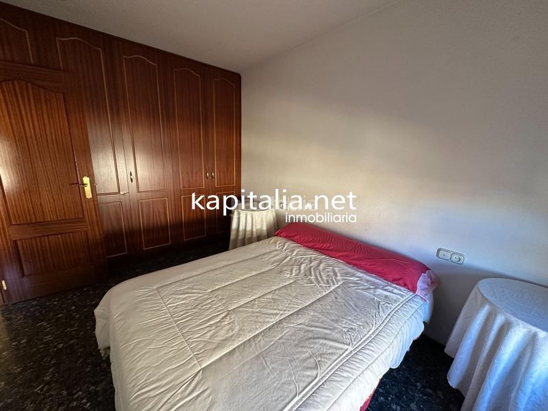 Foto ed12969a-0db0-4235-b611-e6145afd412e. Pis amb aparcament a Centro Ontinyent