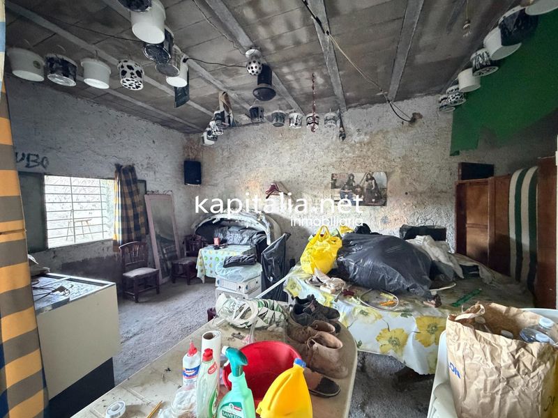 Foto e863def9-9227-47bc-a83a-9ef0a7e7f7d7. Masia a Planes