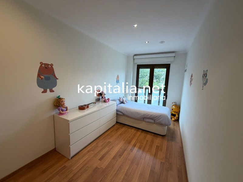 Foto 08598cc5-8949-4c80-98b7-23e01e140a36. Pis amb aparcament a Xàtiva