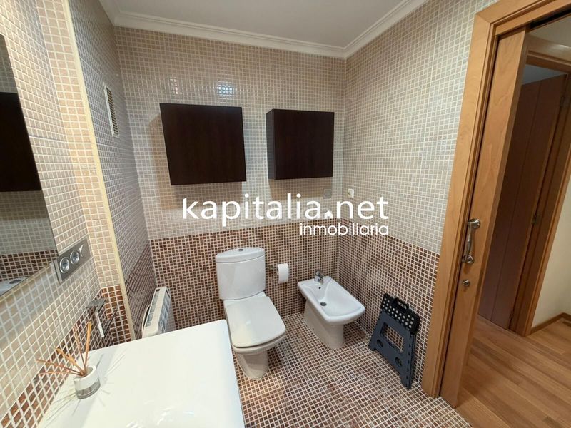 Foto fa4d74b8-e22b-4ce8-a5c2-6a3c1433c906. Pis amb aparcament a Xàtiva