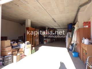 Geschäftsraum in Bocairent. Local a la venta con muchas posibilidades.