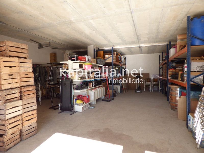 Foto 56bfaaa4-376d-4c06-89ff-0fb4ca150b5a. Locale commerciale in Bocairent