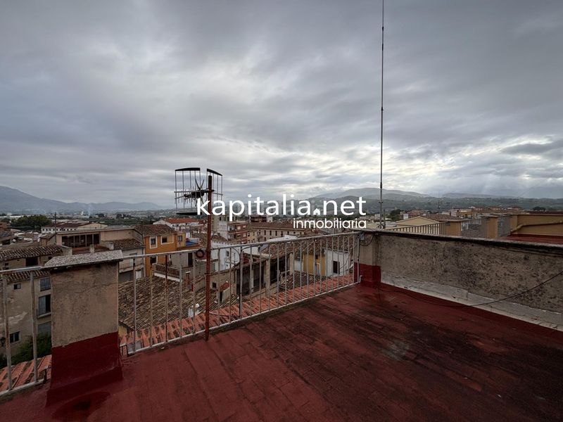 Foto 9d0574bf-0f5f-4ba3-a461-6b12bcedfbb8. Pis a Cocentaina
