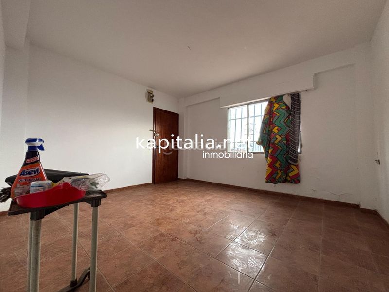 Foto a05c06d4-69fe-49da-8f0d-9cdb79bfcbc3. Pis a Cocentaina