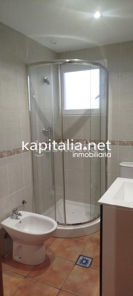 Foto cbce5b09-ede3-4c55-b4fd-0bf709463c8a. Pis a Benilloba