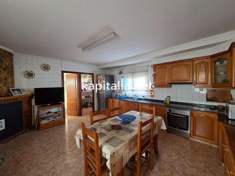 Foto 1727b946-d9ad-454d-a7a6-032bb32bb5c6. Xalet amb aparcament piscina a Santa Ana Ontinyent