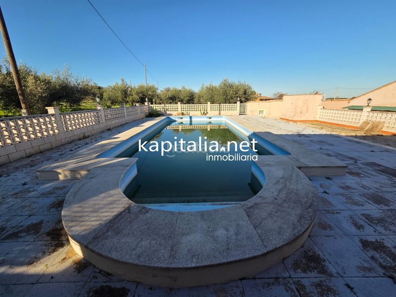 Foto 734c53d4-6912-40d4-9f75-1b4d13299b98. Xalet amb aparcament piscina a Santa Ana Ontinyent