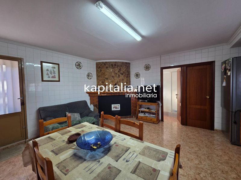 Foto aa50eba6-9049-46a0-b7d5-86282e4179fd. Xalet amb aparcament piscina a Santa Ana Ontinyent