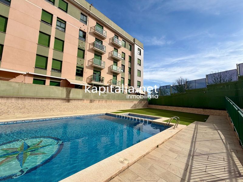 Foto 24457fd9-dfa2-4223-905b-7839308e3f97. Pis amb aparcament piscina a Xàtiva