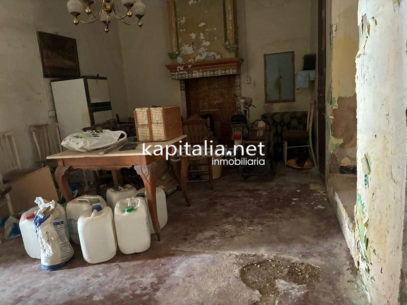 Foto 51c54a10-65f9-43f5-80e6-ee0d9b75e4a7. Casa  en el centro de genovés en El Genovés