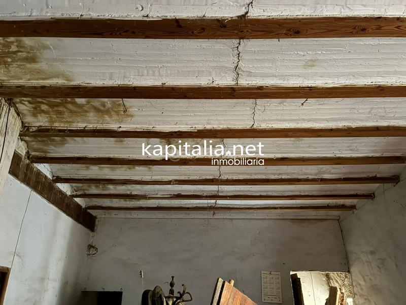 Foto 5d25fb20-1346-4191-970a-307beff0ff1e. Casa  en el centro de genovés en El Genovés