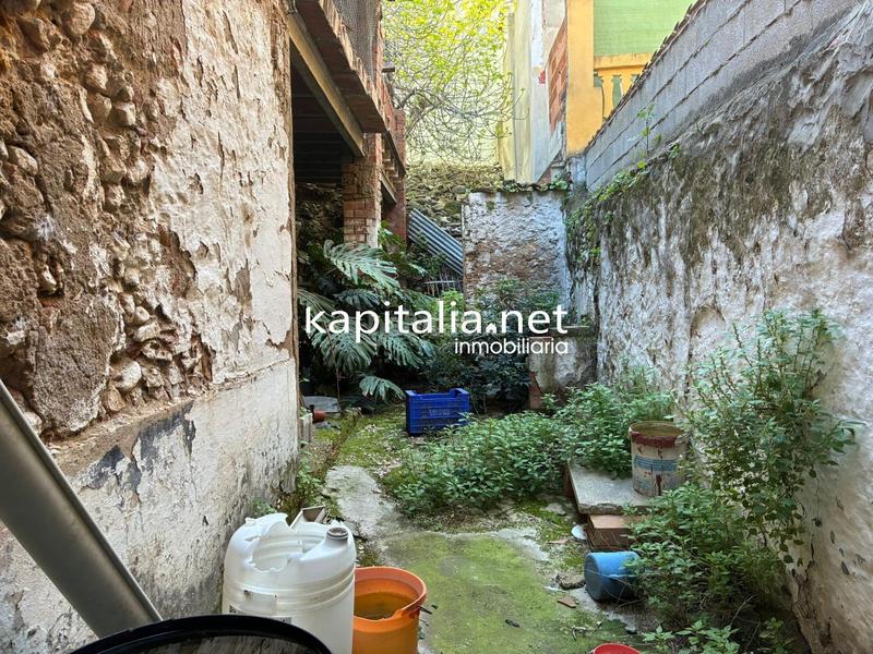 Foto cae85a9a-b75c-4870-970a-8df5d919f19e. Casa  en el centro de genovés en El Genovés