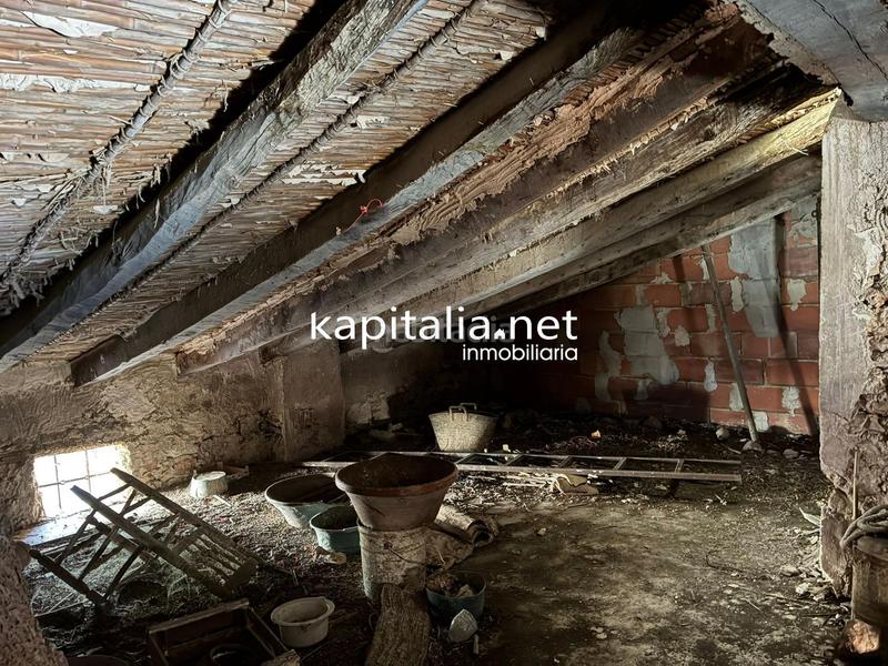 Foto dd90e5a1-3b07-4c0e-92b1-9ad7b81b2f3f. Casa  en el centro de genovés en El Genovés