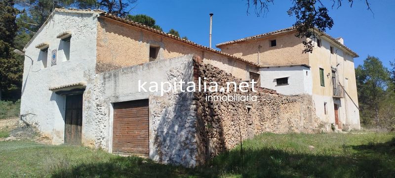 Foto 89ff29f6-ed4b-450d-9822-ad36302820ef. Masia a Bocairent