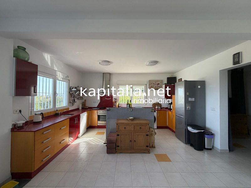 Foto 41cee768-9913-4849-9430-15fe19f7d9c2. Chalet  a la venta en Almudaina