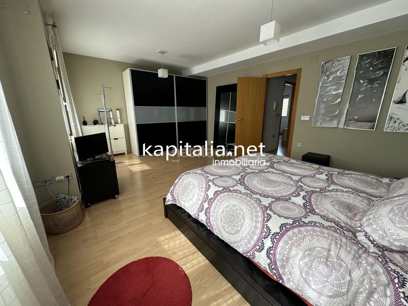 Foto cb34f1e6-6f01-4465-8f67-600931c6fa17. Casa adossada amb calefacció aparcament a Bocairent