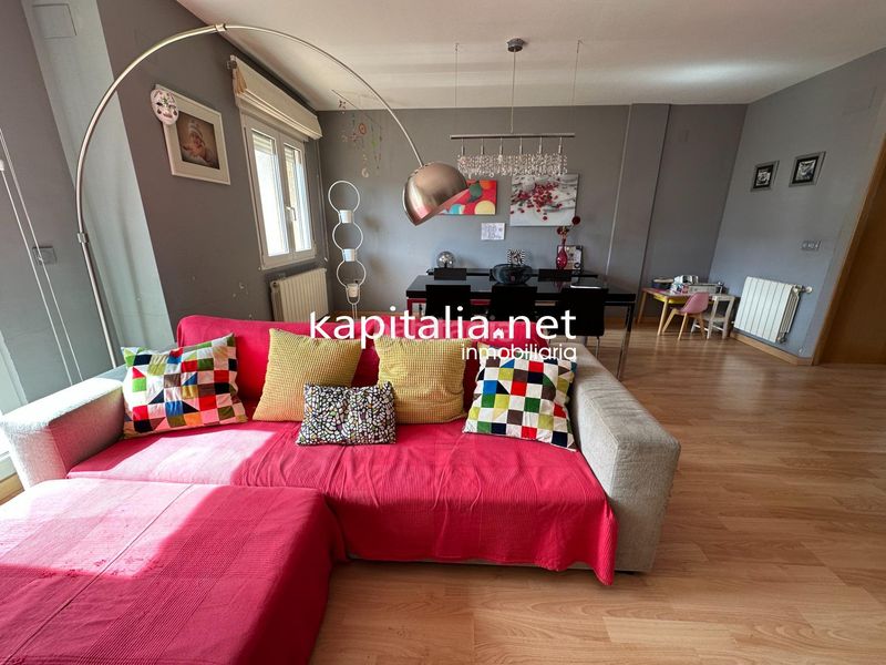 Foto f0e3c450-5264-443a-bf66-8488c68f7ad8. Casa adossada amb calefacció aparcament a Bocairent