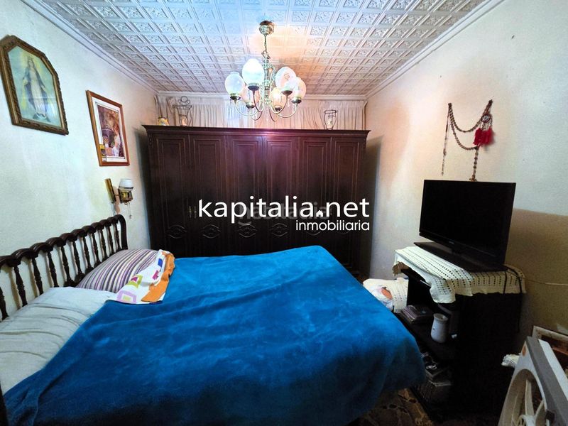 Foto e4d87345-d49b-4643-8963-6fd4007c02a9. Casa a Centro Ontinyent