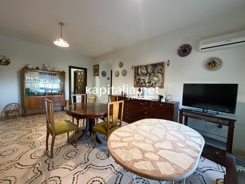 Foto 1588b7d2-2536-4ea8-ac28-95914b61c473. Xalet amb aparcament a Centro Ontinyent