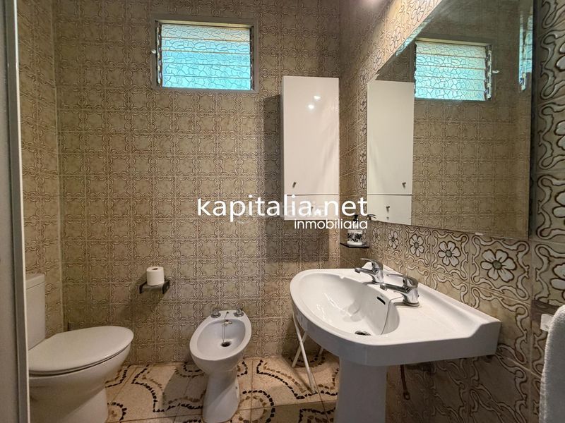 Foto 4692d972-1acc-4fdb-b5e2-227312403a33. Xalet amb aparcament a Centro Ontinyent