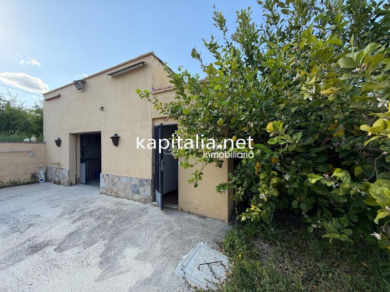 Foto 6361624a-b6f2-495b-aede-a8d40e18f113. Xalet amb aparcament a Centro Ontinyent