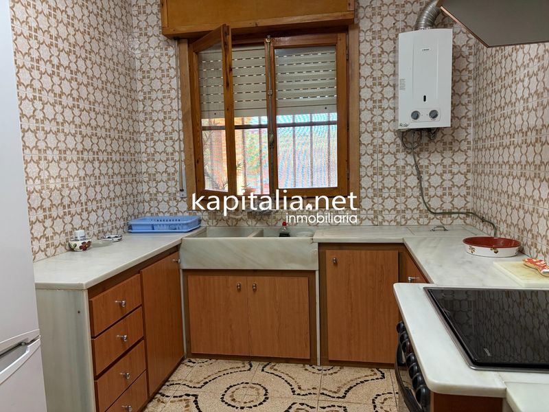 Foto b36c8e13-6265-412c-ad96-a9ad6fa208e8. Xalet amb aparcament a Centro Ontinyent