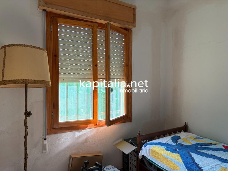 Foto fd27c89d-ef40-4b49-8c1c-a721ef864263. Xalet amb aparcament a Centro Ontinyent