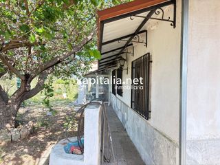 Xalet a Barxeta. Chalet independiente en venta en barxeta