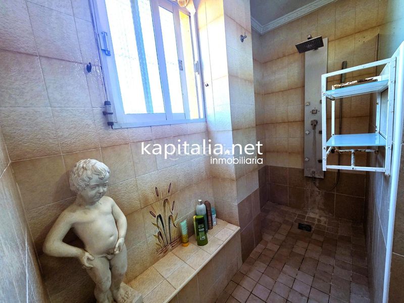 Foto d28e6006-8f22-466c-8fcb-fedb17051a9f. Pis a Agullent