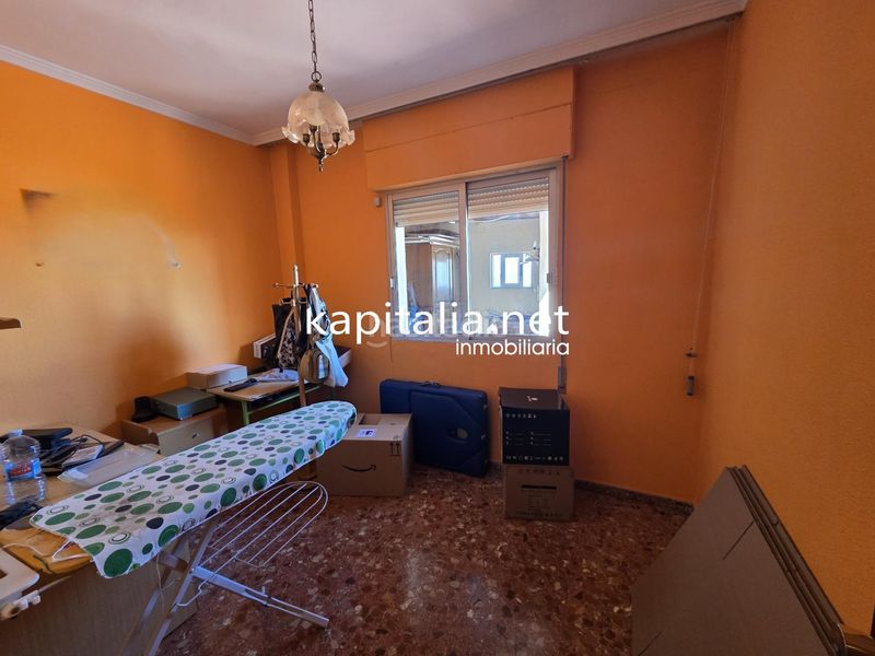 Foto edc862ea-e242-428e-a1b8-5f81e1047c07. Pis a Agullent