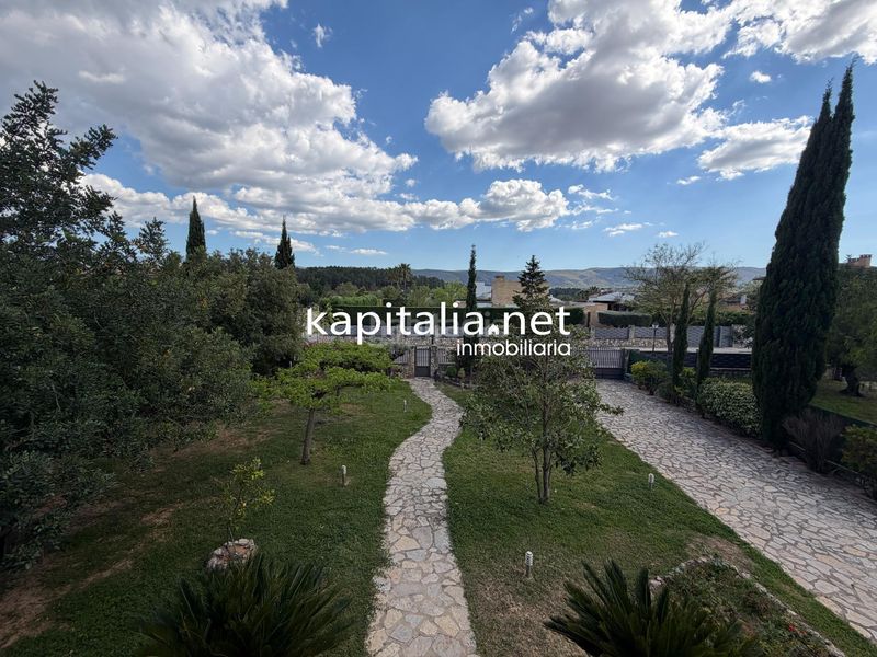 Foto e13583aa-14eb-41b7-8f8a-eefdd5d3e4fc. Xalet amb calefacció aparcament a El Pilar Ontinyent