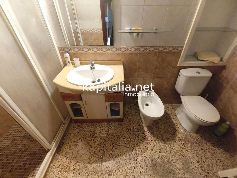 Foto 7e6a3d35-171f-4a97-bc4c-4610b1802fa2. Casa amb aparcament a Gaianes