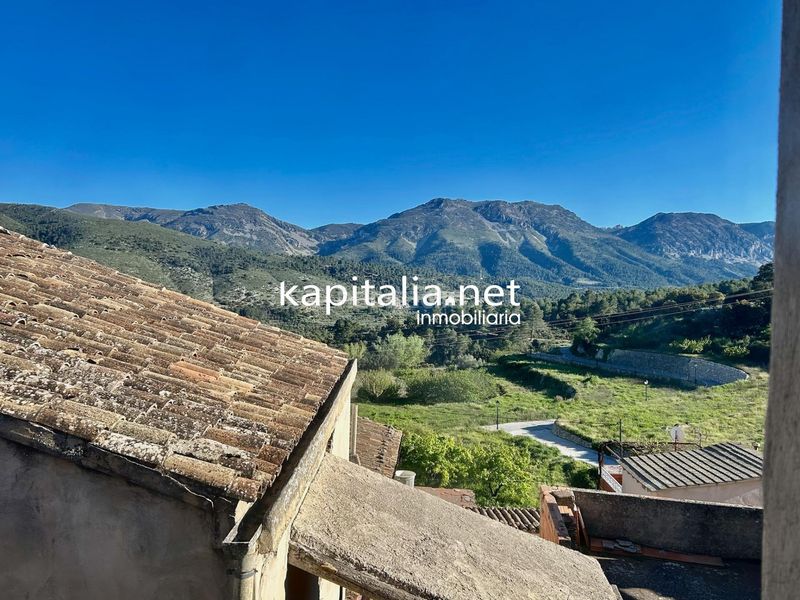 Foto 01e0efa7-420f-4651-a3d0-e21aec4c751a. Masia a Tollos