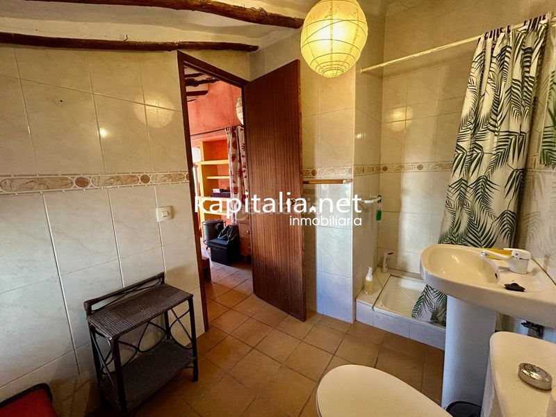 Foto f87cbe6d-c746-47c8-8847-4d8f1d991a0a. Masia a Tollos