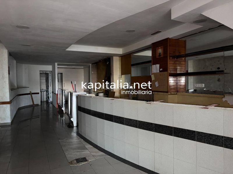 Foto a135cdda-8b19-411e-a639-28a02e0780f7. Local comercial a Xàtiva