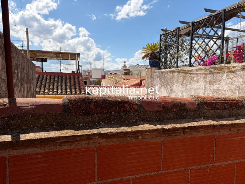 Foto f65cb43b-4b75-4ee9-b4fd-d56c6cd068ba. Masia a Centro Ontinyent