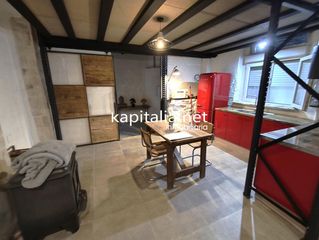 Maison à Centro. Casa a la venta en ontinyent, zona poble nou