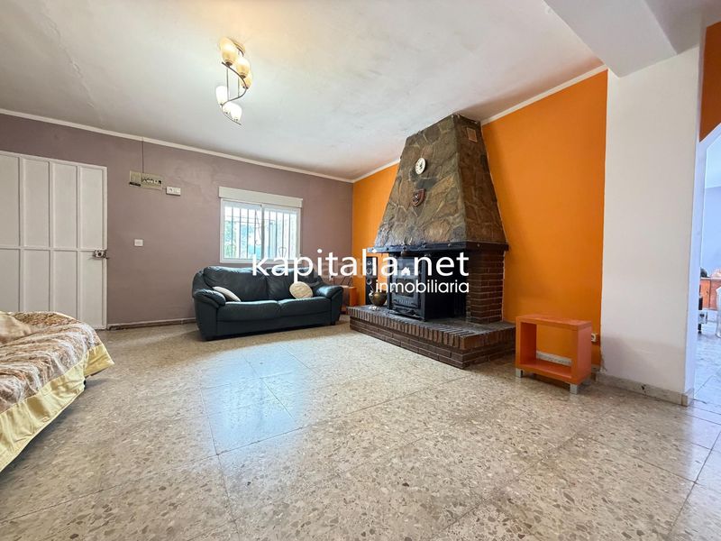 Foto d0d98410-ce1e-4f8d-bf2b-d4c032cd8a69. Xalet amb calefacció aparcament piscina a Millena