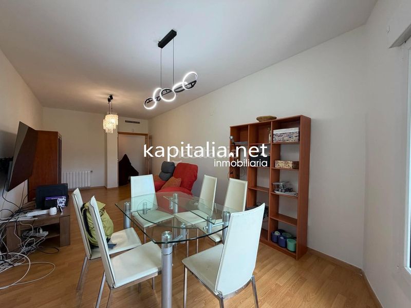 Foto f0a1d032-d97c-4eb1-a647-4c914854a154. Àtic amb aparcament a Cocentaina