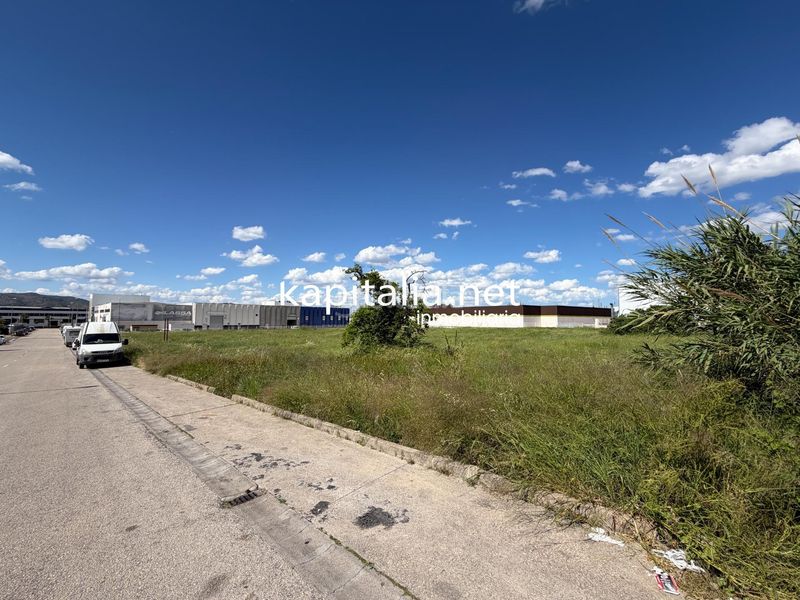 Foto 0c70e7e5-f052-4992-83ba-2a5f4d82b630. Area edificabile industriale in Sant Josep-Zona Hospital Ontinyent